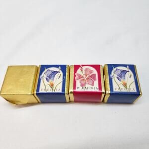 4 vintage Bath cubes unused and wrapped K